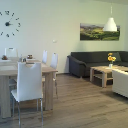 Rodinný Lucie V Blízkosti Wellness Ve Frymburku Frymburk